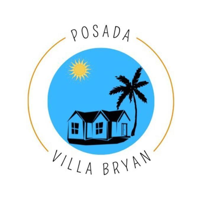 Posada Villa Bryan Rocky Point Екстер'єр фото
